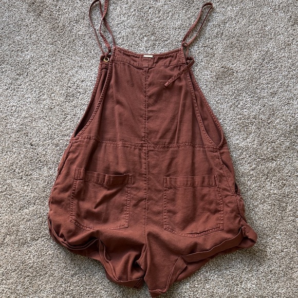 Billabong - Picture 6 of 7